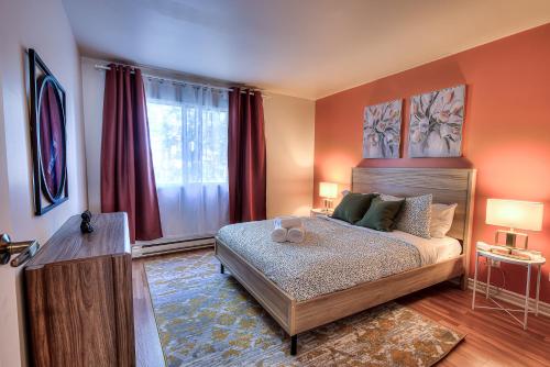 Free Parking! Montreal Adventure Home - Modern & Spacious Comforts! - Saint-Michel