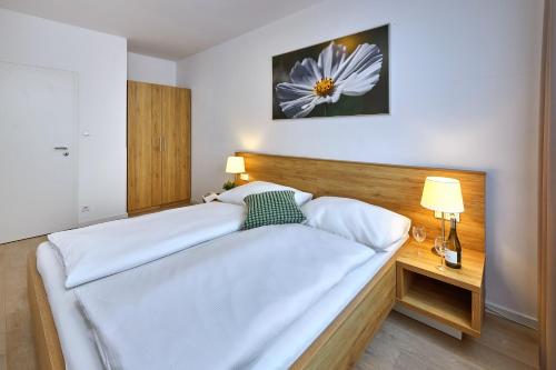 CityWest Apartments - image 7