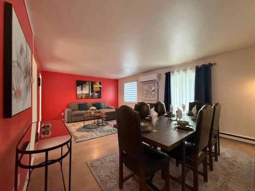 Montreal & Free Parking Comfy Cozy Pierrefonds Apts - Howick