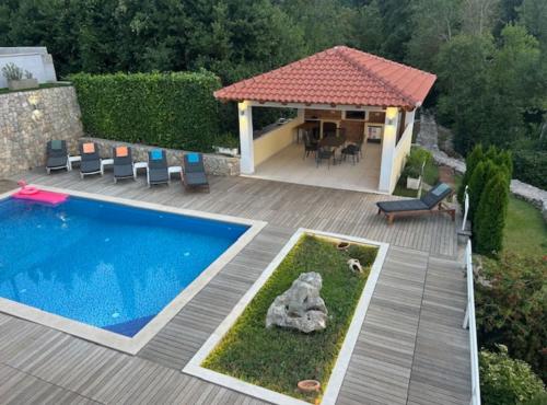 Villa Oasis Cypress - image 7