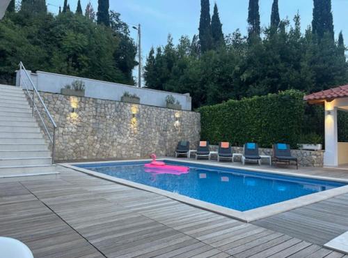 Villa Oasis Cypress - image 10