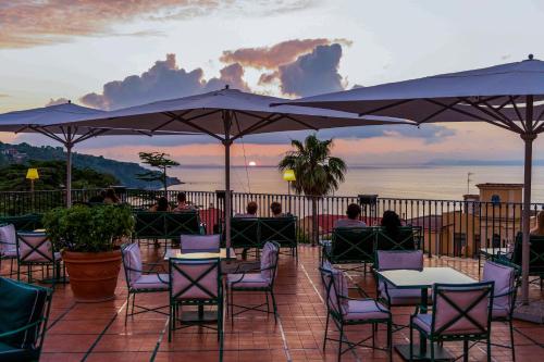 Grand Hotel La Favorita - image 10