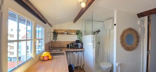 Studio Cosy avec vue sur Montagnes, proche Gare