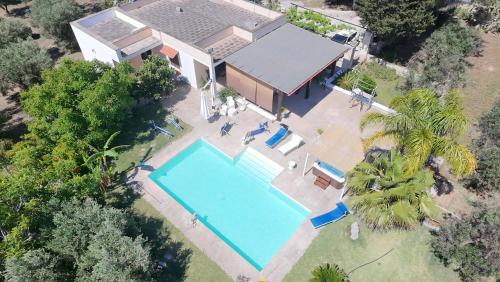 Villa Luisa villa con piscina e Vasca Idromassaggio vicino Otranto in Karpidžnano Salentino