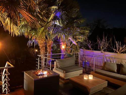 Sonnendeck - Wellness Whirlpool Garden & Grill,125qm – khách sạn tại Meebusch