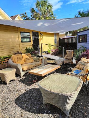 Palm Villa Hostel in Tampa, USA