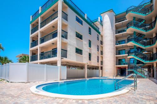 All Seasons Vacation Resort by Libertè in St Pete Beach, USA