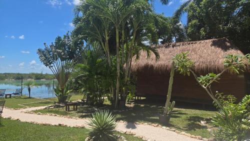 Hotel Isabella Bacalar Lake Front – Bacalar, TX