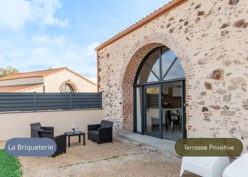 Iekārtas, Idéal groupe - Atelier ludique - Espace réceptiion - 30 mn PuyduFou (Gite groupe - Ideal Famille Amis Pro - Atelier ludique - Espace receptiion seminaire - 30 mn PuyduFo) in Nueil-les-Aubiers