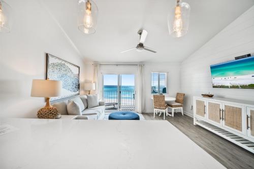 Leeward II 8 Sand Angels l Beachfront Condo l Newly Renovated l Beach Towels in Seagrove Beach (FL)