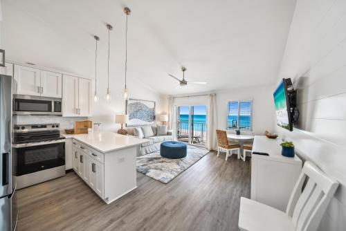 Leeward II 8 Sand Angels l Beachfront Condo l Newly Renovated l Beach Towels in Seagrove Beach (FL)