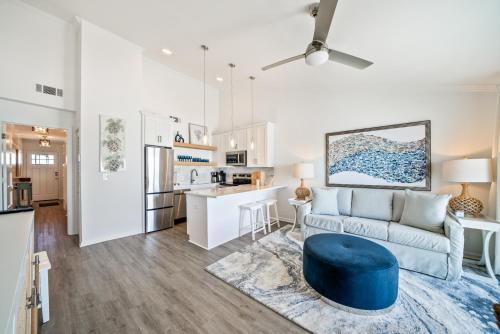 Leeward II 8 Sand Angels l Beachfront Condo l Newly Renovated l Beach Towels in Seagrove Beach (FL)