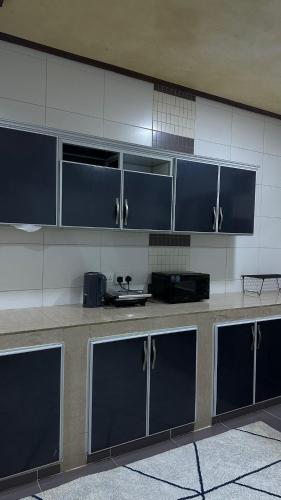 Big & Quiet Apartment in 마디낫 이사