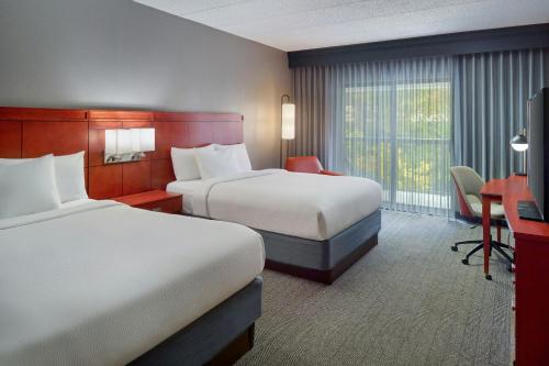 Photo - Courtyard by Marriott Frederick
