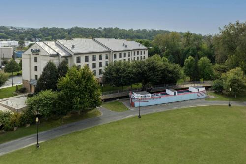 Fairfield Inn & Suites by Marriott Cumberland in Cumberland, USA