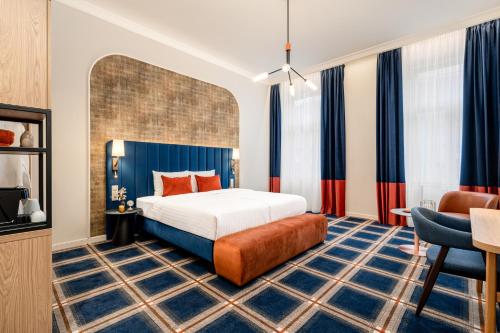 room detail thumbnail 0