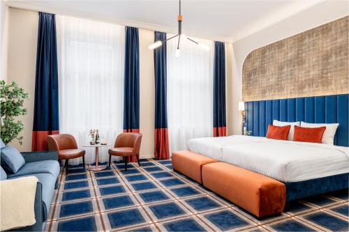 room detail thumbnail 0