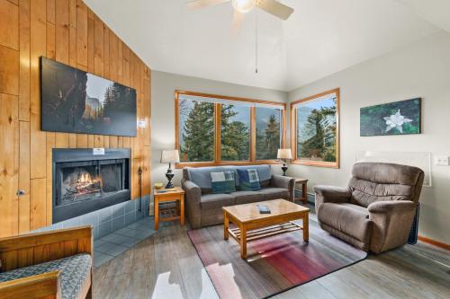 McGregor Mountain Lodge