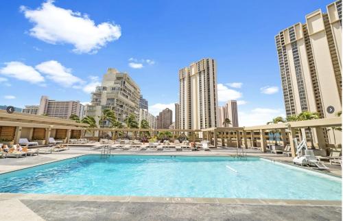 Ala Moana Condo by Orgoto - image 12