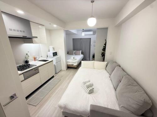 Ying-Higashi Shinjuku-SJ0061