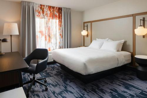 Fairfield Inn and Suites by Marriott Fort Wayne - image 10