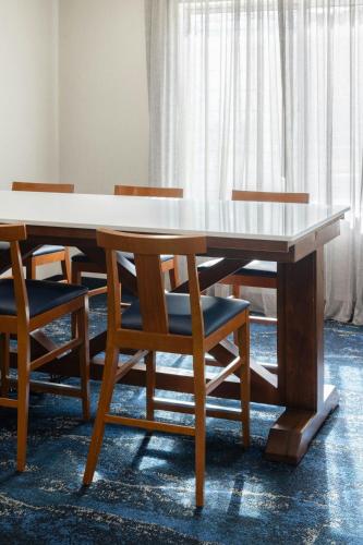 Foto - Fairfield Inn and Suites by Marriott Fort Wayne