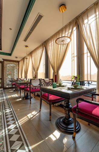 Restaurant, La Mejor Indochine Hotel in Hanoi