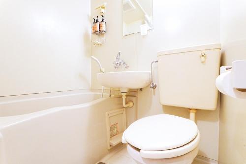 10 minutes to Shibuya by train, 2 beds, great access, Yoyogi Uehara