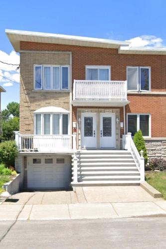 Riverside stay, 2 bedrooms, 1 office, free parking in LaSalle