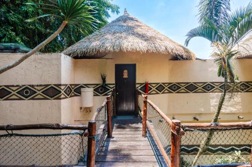 Mara River Safari Lodge