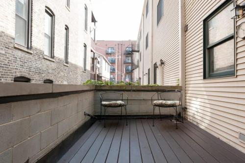 2 Rooftops 2 Car Garage 4 Stories - image 3