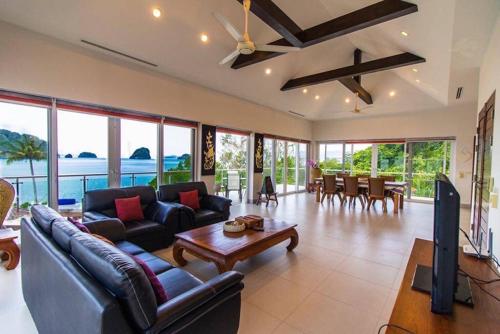 クラビ Sunset bay view villa krabi 4つ星 シングルルーム ロビー