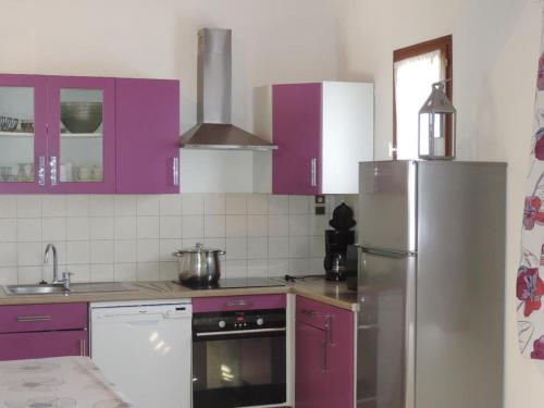 Gîte 85m² avec Terrasse, Cuisine équipée pour 8 pers. - API-1-52-1028 (Gite 85m² avec Terrasse, Cuisine equipee pour 8 pers. - API-1-52-1028) in Iljēra-Kombrē