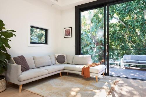 Bondi Beach Premium Hideaway - Premium 2 bed apartment - image 12