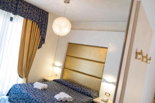 Hotel Ambassador - image 3