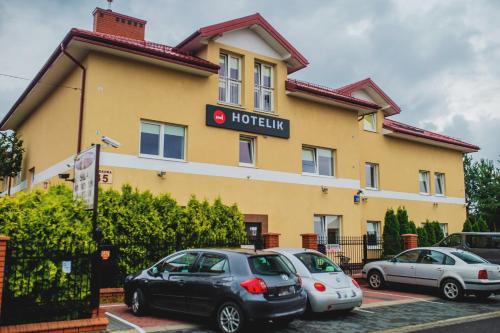 Hotelik Jankowski - Accommodation - Raszyn