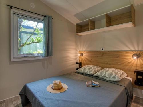 Mobil home avec terrasse pour 6 personnes, 2 chambres - API-1-52-1132 in Grolejac
