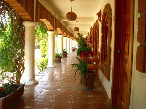 Hotel El Porton