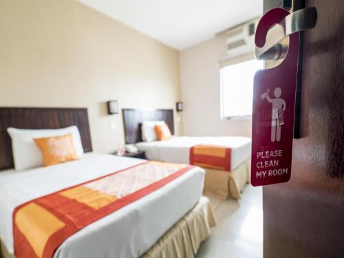 OYO 244 Family Hotel Klang