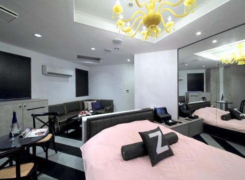 Design Hotel W Zip Club - image 2
