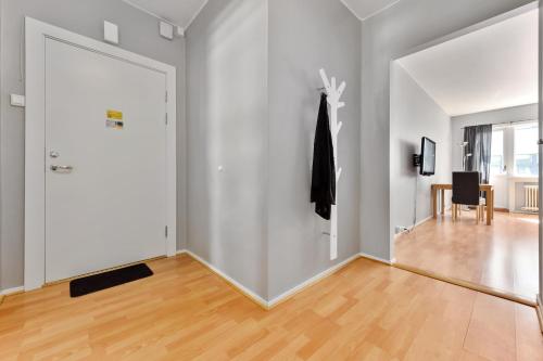 Entrance, Forenom Serviced Apartments Oslo Rosenborg near Sushi Adamstuen