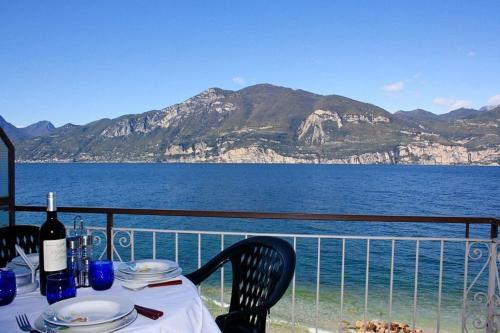  Casa Manu, Pension in Brenzone sul Garda bei Spiazzi Di Caprino