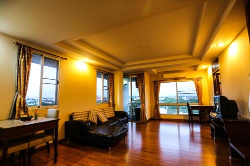 麦地那罗勇酒店 麦地那罗勇酒店