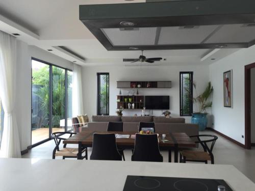 ศิวะนา เพลซ ภูเก็ต (Sivana Place Phuket) in บางเทา