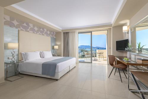 Atrium Platinum Resort & Spa - image 9