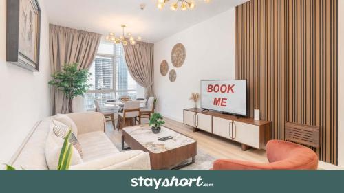 StayShort - Cozy 1BR Gem in Marina with City Views, Dubaj