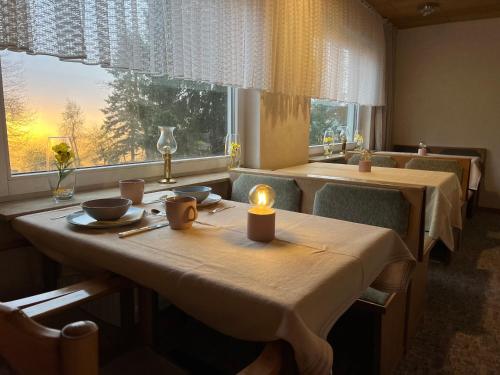 Food and beverages, Pension Mountain View Sauerland in Winterberg