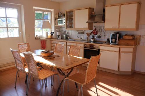 App 12, Holzerland, Борн (фото 8)