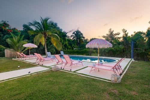 Villa SkyBluePink – khách sạn tại Holders Hill