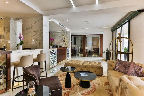 Előcsarnok, Hotel Riva in Petrovac